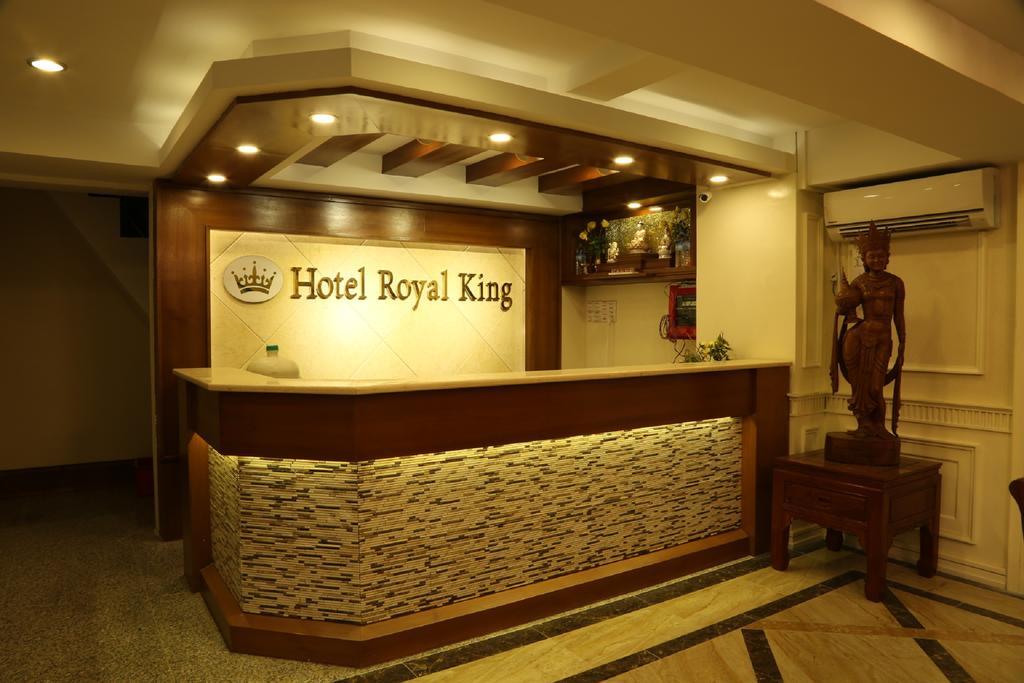 Hotel Royal King Янгон Екстериор снимка