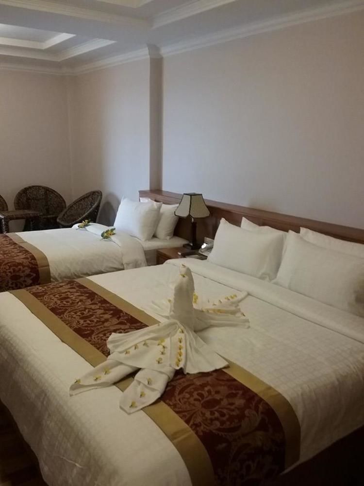 Hotel Royal King Янгон Екстериор снимка